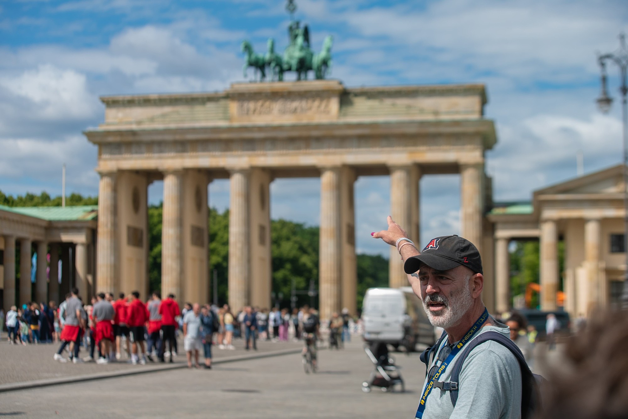 Small Eran at Germany s most iconic monument the Brandenburger Gate