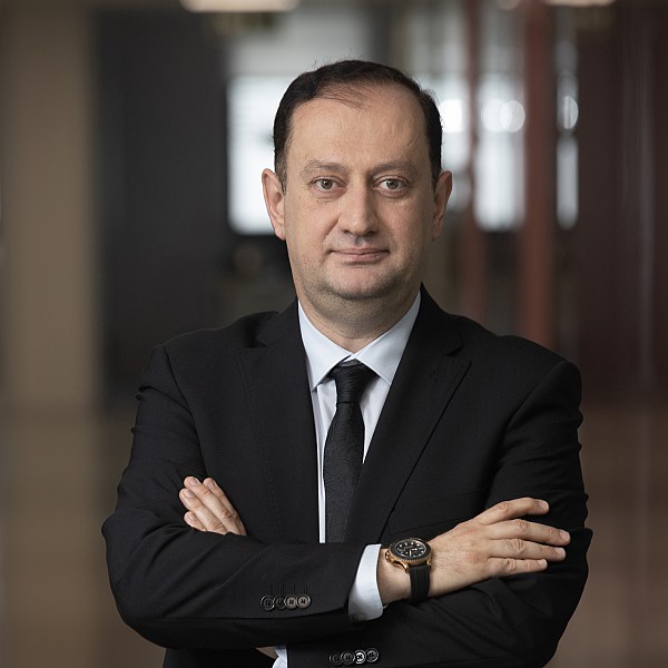 Vuslat Bayoglu