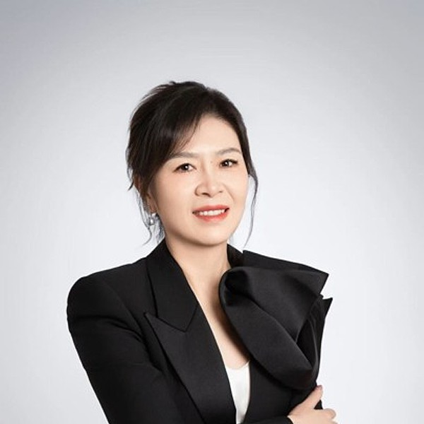 Lucy Wang