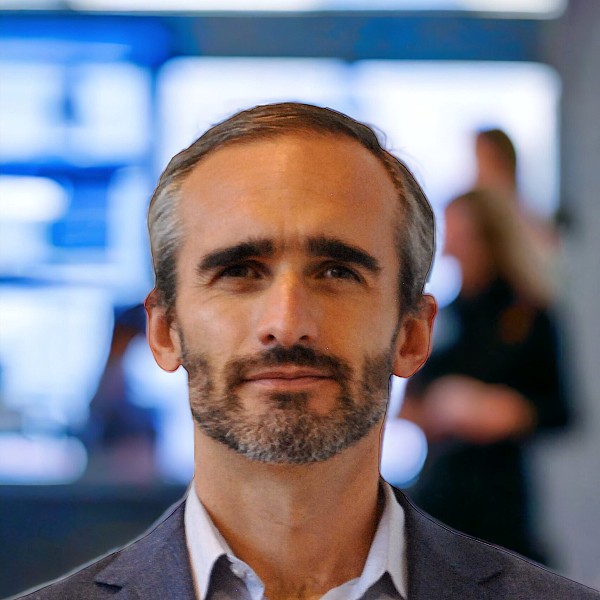 Juan José Vilatela 