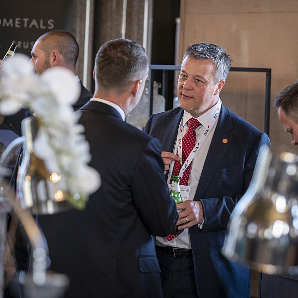 MR 250513 W A S s 0242